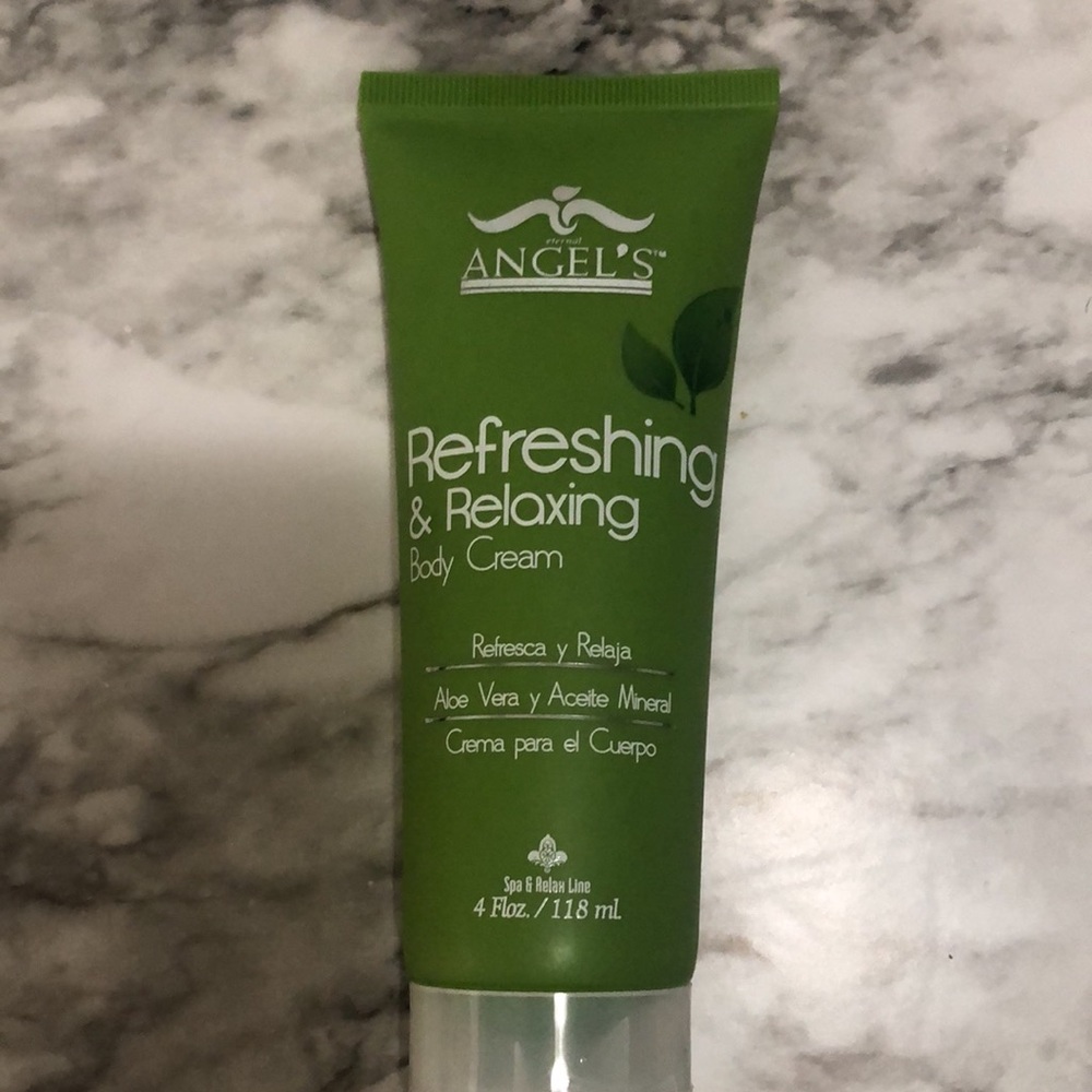 New Aloe Vera Refreshing & Relaxing Body Cream